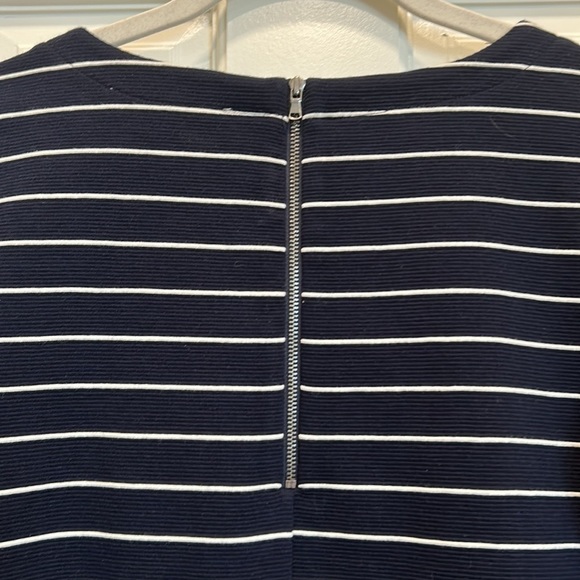 Loft Navy & White/Ivory Striped Dress made of Cotton & Polyester sz.XS - Picture 7 of 7